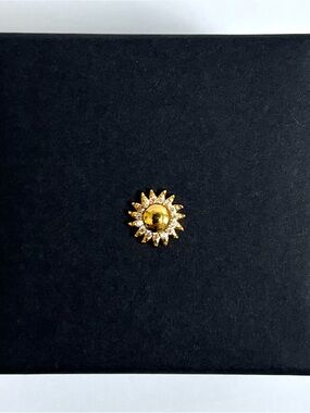 FOR LOCKET: Gold sun charm